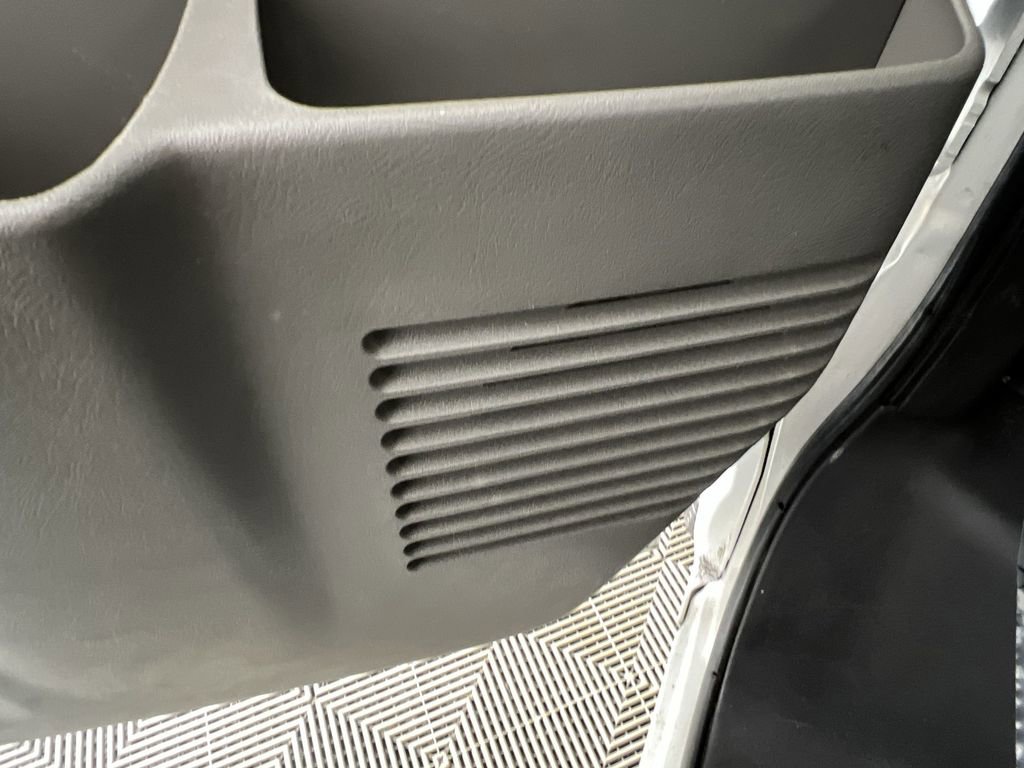 Used 2012 Chevrolet Express 1500 image 20