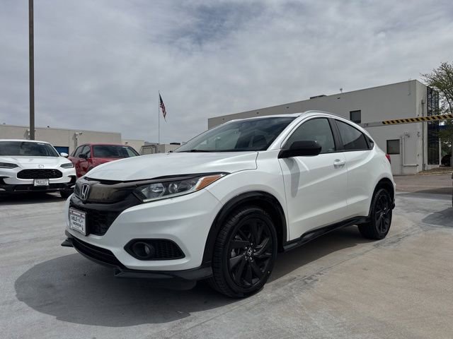 Used 2021 Honda HR-V Sport image 3