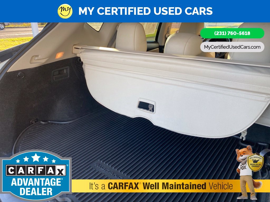 Used 2020 Nissan Murano SL w/ Moonroof Package AWD/4WD image 9