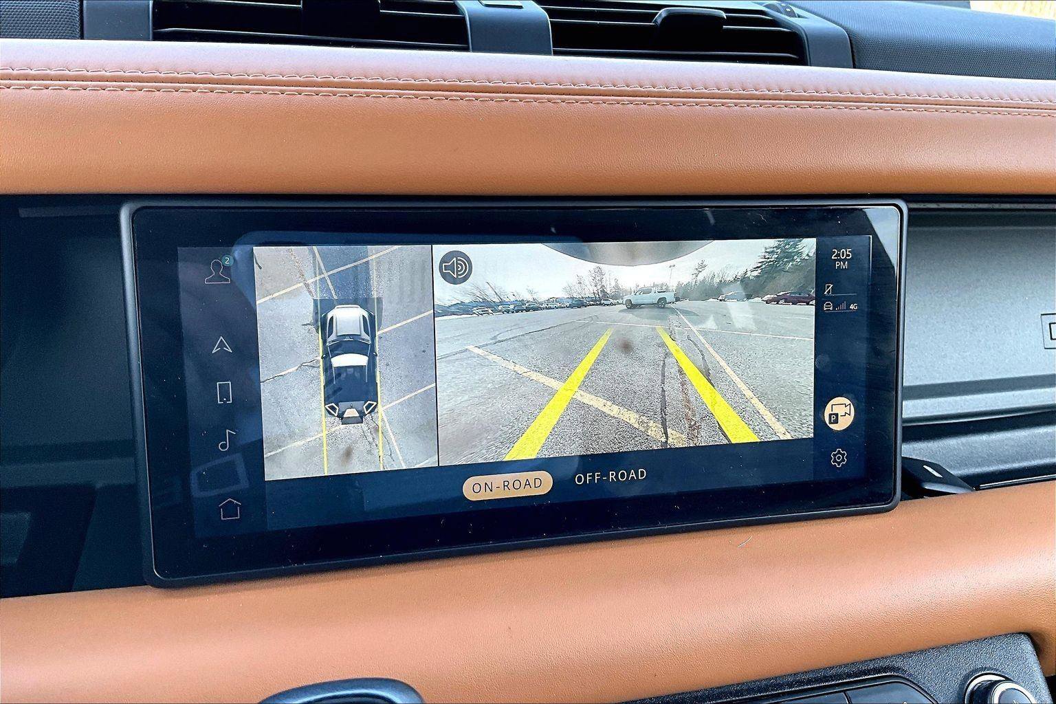 Used 2021 Land Rover Defender 90 X image 24