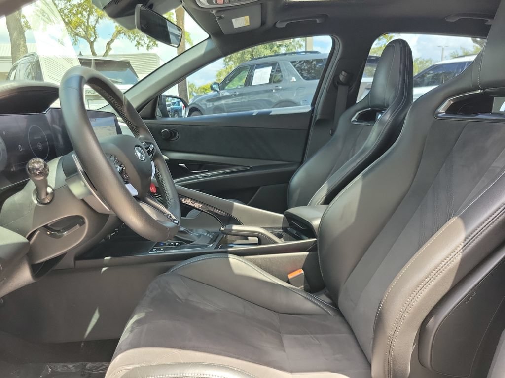 Used 2022 Hyundai Elantra N FWD image 12