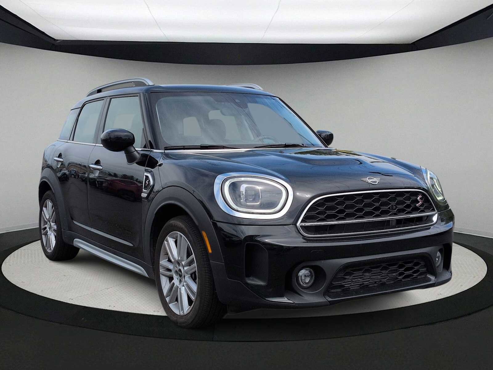 Certified 2023 MINI Cooper Countryman S FWD image 2