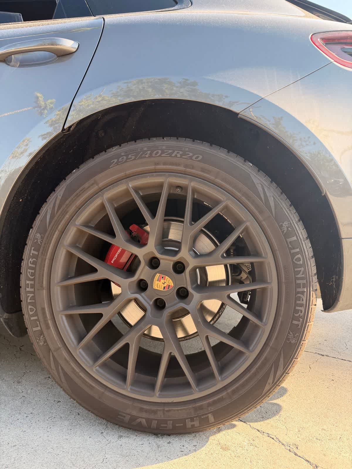 Used 2018 Porsche Macan GTS AWD/4WD image 21