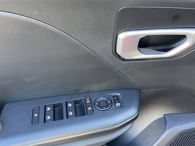 New 2026 Kia K4 FWD image 12