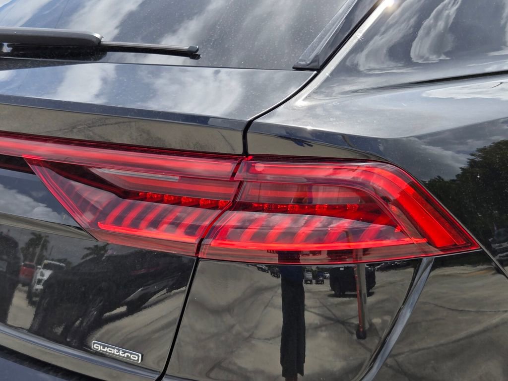 Used 2023 Audi Q8 Premium w/ Convenience Package image 10