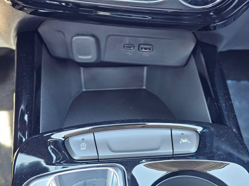 New 2026 Chevrolet Trax LT w/ Driver Confidence Package FWD image 31