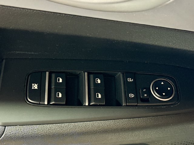 Certified 2023 Kia Forte LXS w/ LXS Technology Package FWD image 17
