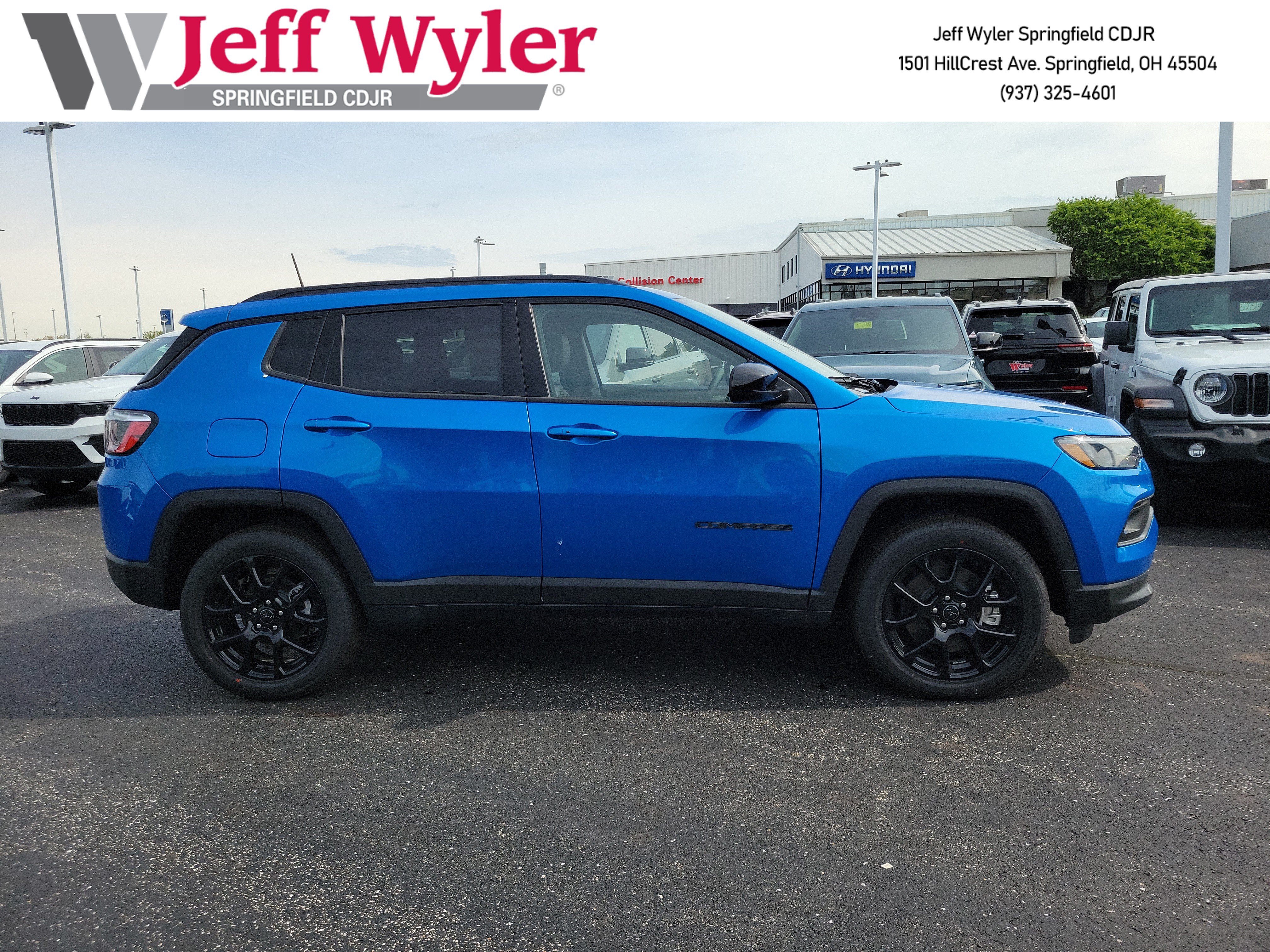 New 2026 Jeep Compass Latitude AWD/4WD image 3