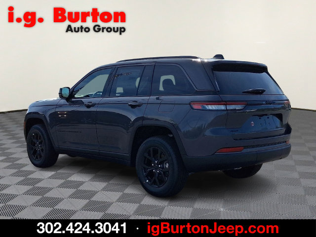 New 2026 Jeep Grand Cherokee Altitude AWD/4WD image 3