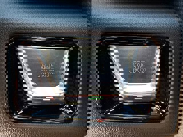 New 2026 GMC Yukon XL Denali w/ Sun & Power Step Package image 24