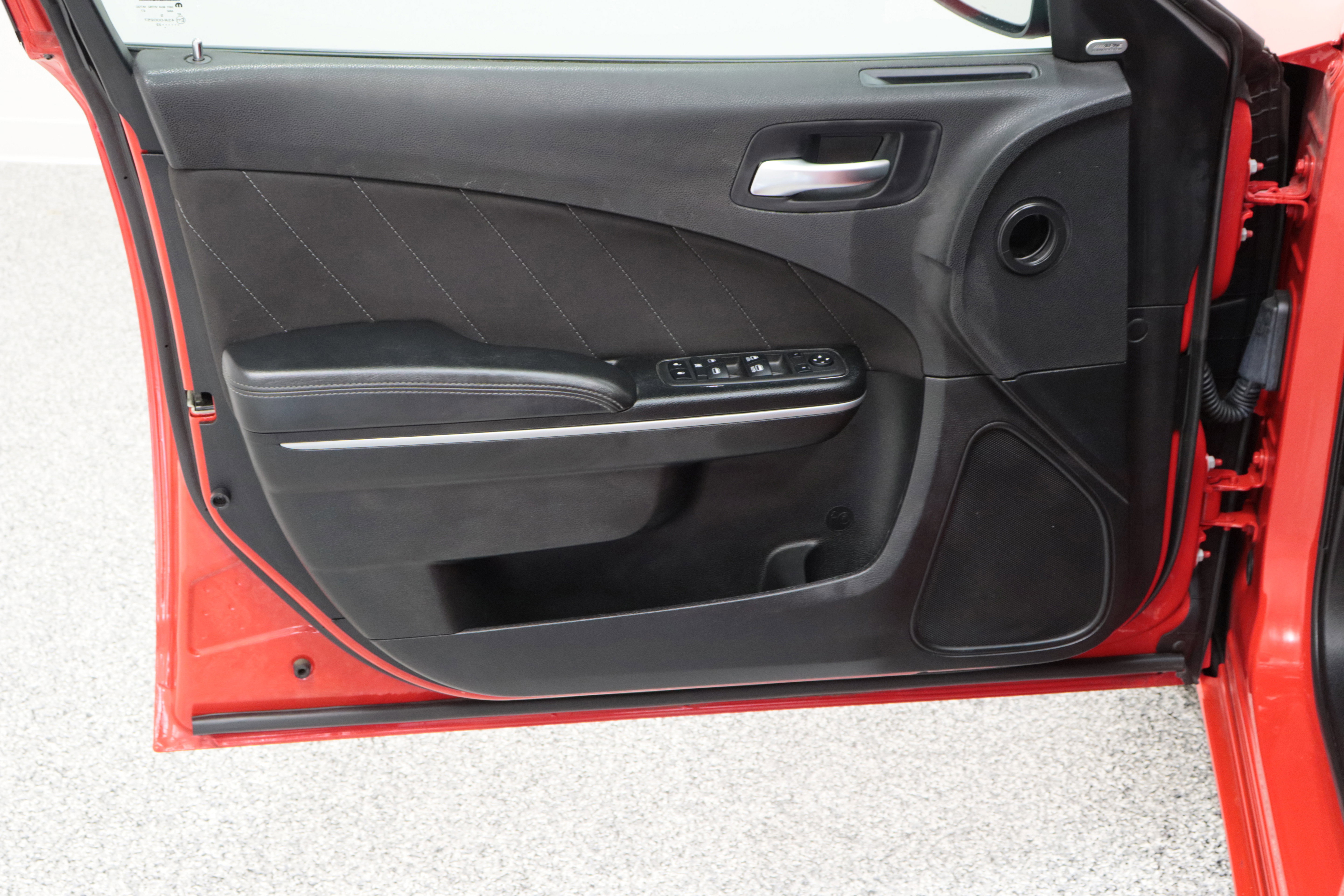 Used 2023 Dodge Charger SXT image 12