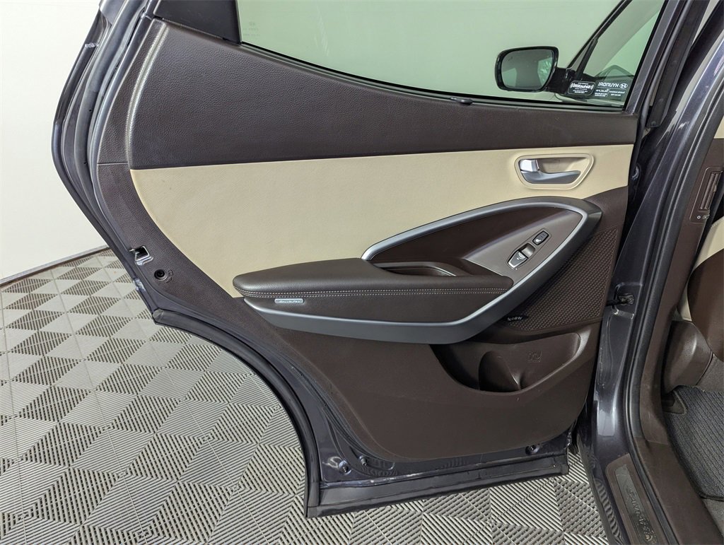 Used 2017 Hyundai Santa Fe Sport w/ 2.4L Tech Package 04 image 30