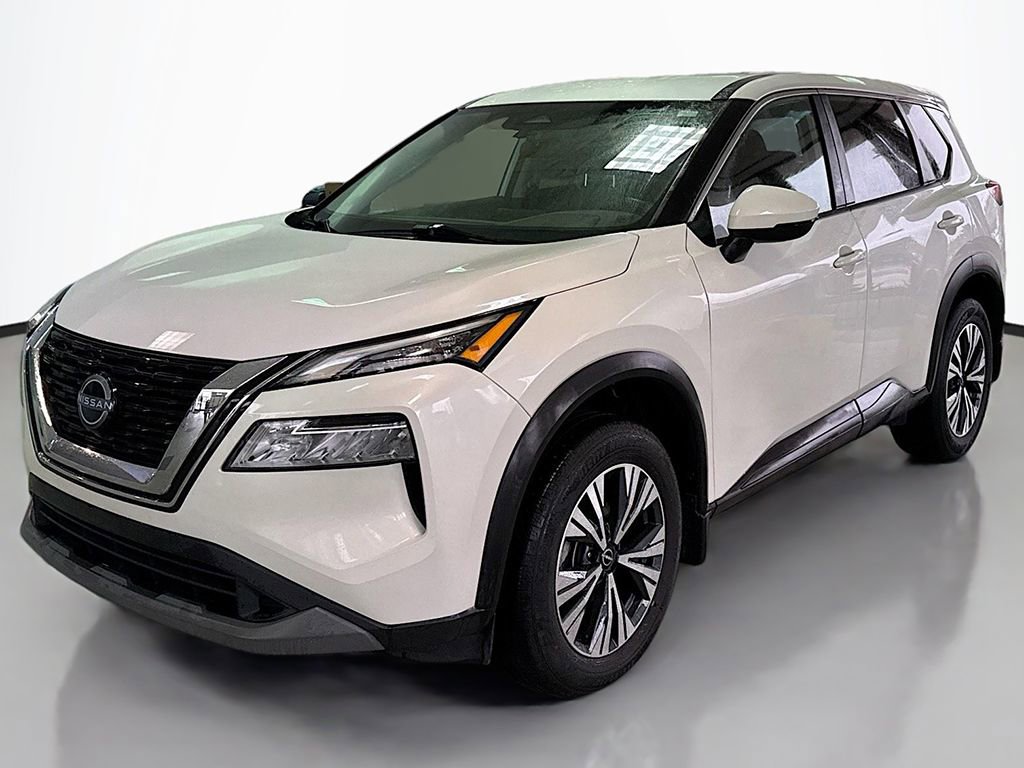 Used 2022 Nissan Rogue SV image 5