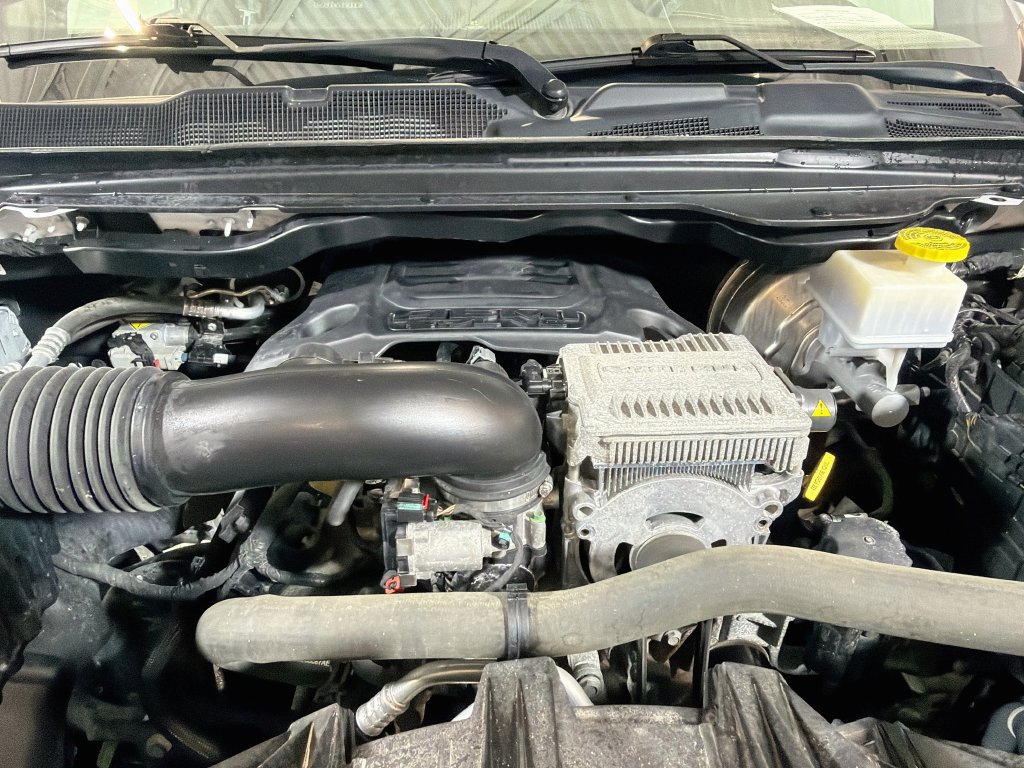 Used 2023 RAM 1500 Laramie AWD/4WD image 32