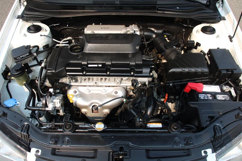 Used 2009 Kia Spectra EX FWD image 17