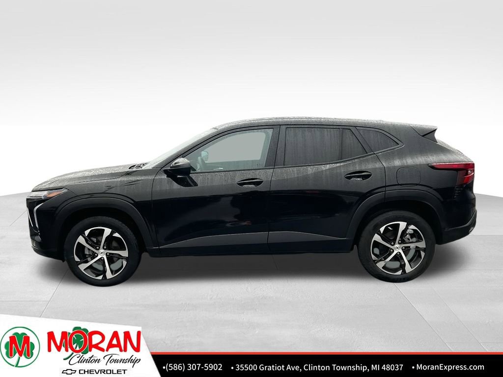 Certified 2024 Chevrolet Trax RS w/ Driver Confidence Package image 3