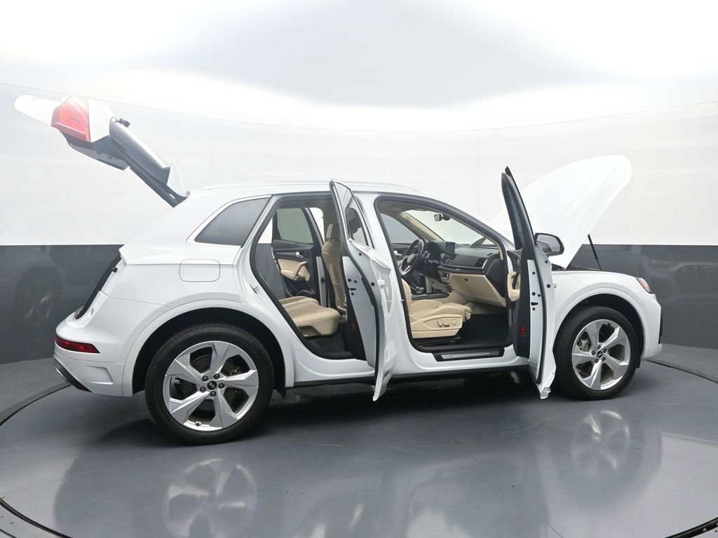 Used 2021 Audi Q5 2.0T Premium Plus w/ Premium Plus Package AWD/4WD image 44