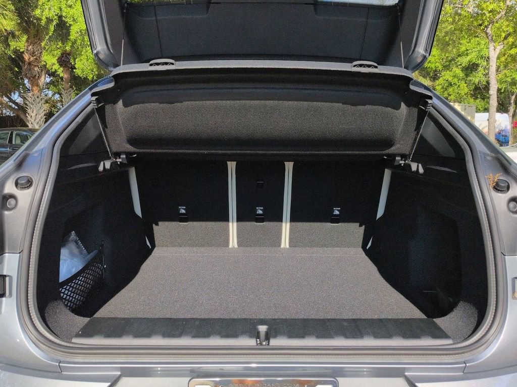 New 2026 BMW X2 xDrive28i w/ Technology Package image 13