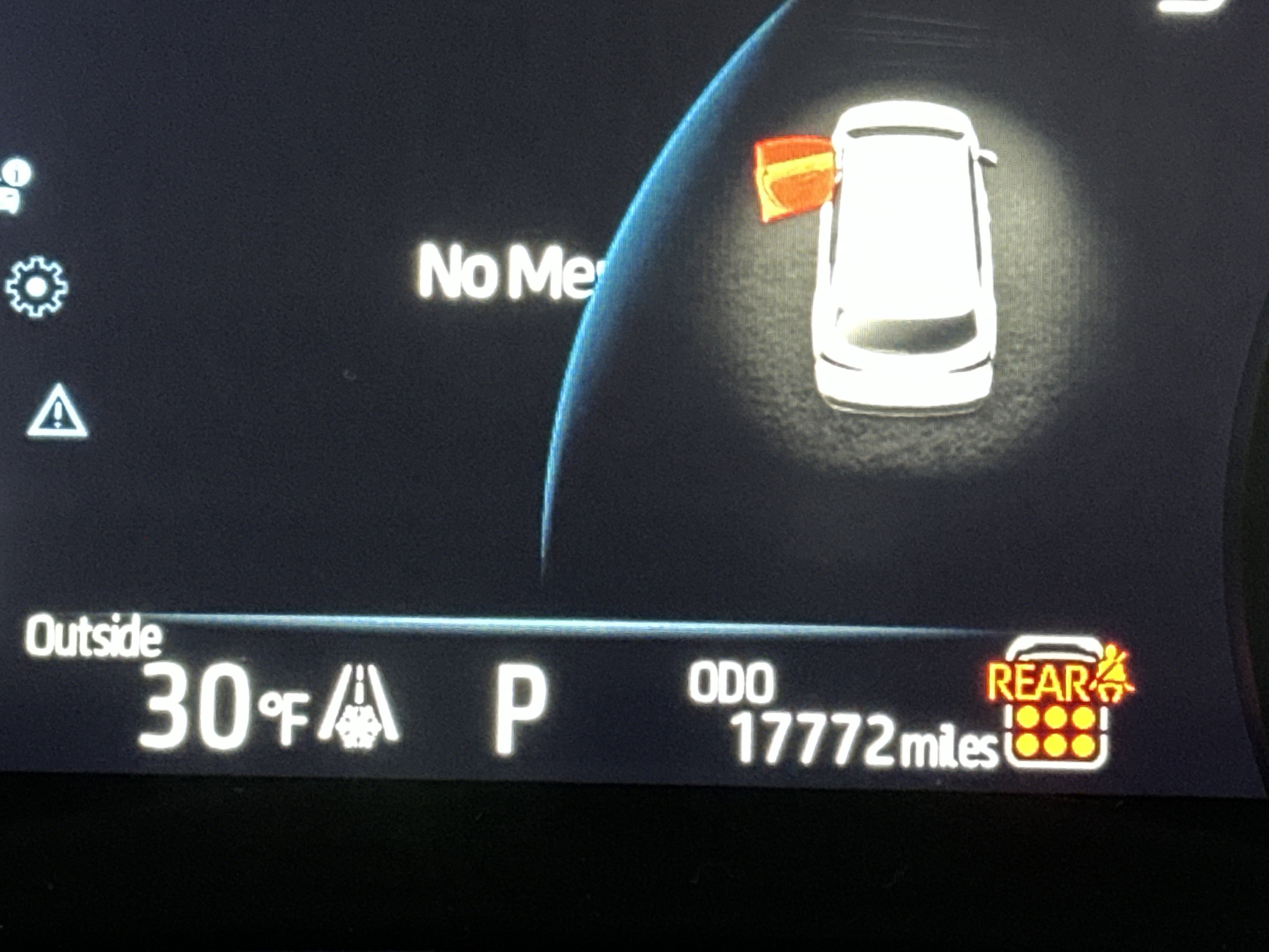 Used 2025 Toyota Sienna LE image 24