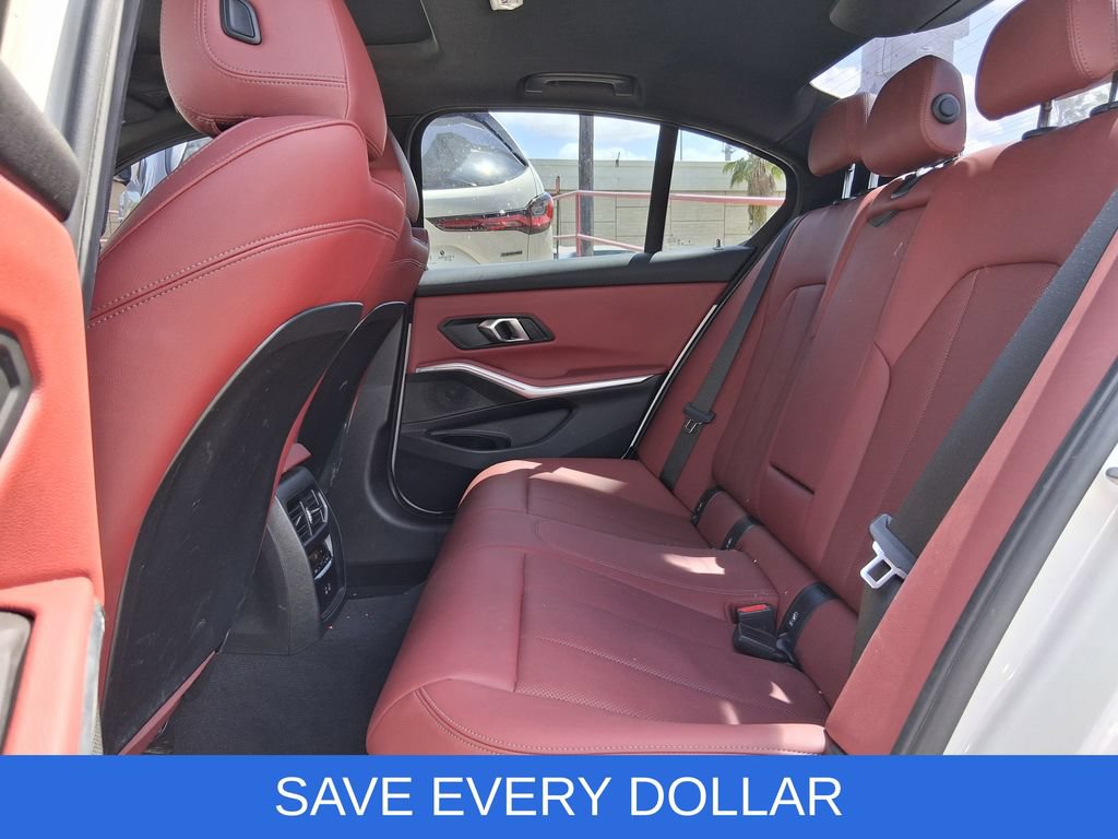 Used 2024 BMW 330i Sedan w/ Premium Package RWD image 17