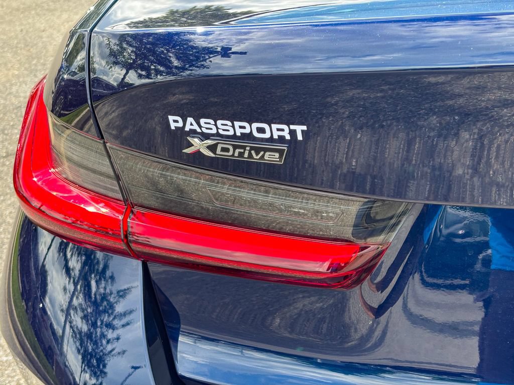 New 2026 BMW 330i xDrive Sedan w/ Premium Package AWD/4WD image 6