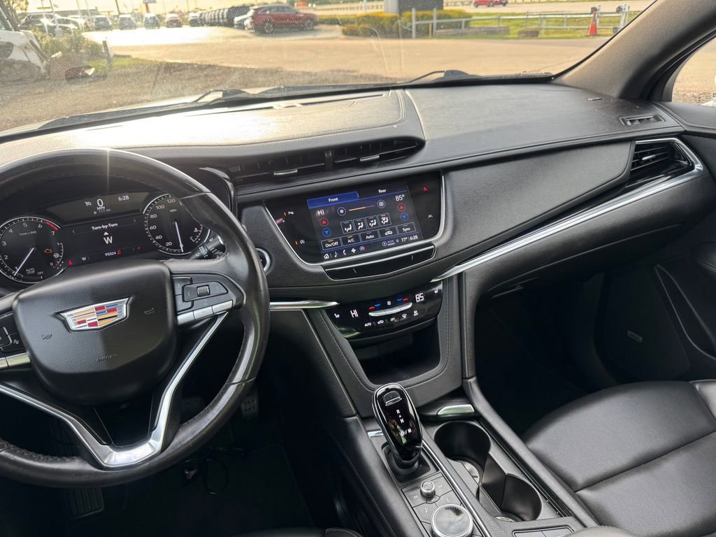 Used 2023 Cadillac XT6 Luxury FWD image 23