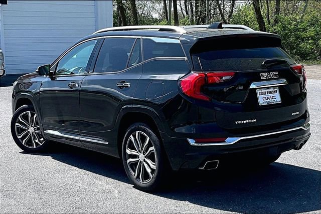 Used 2019 GMC Terrain Denali w/ Advanced Safety Package image 5