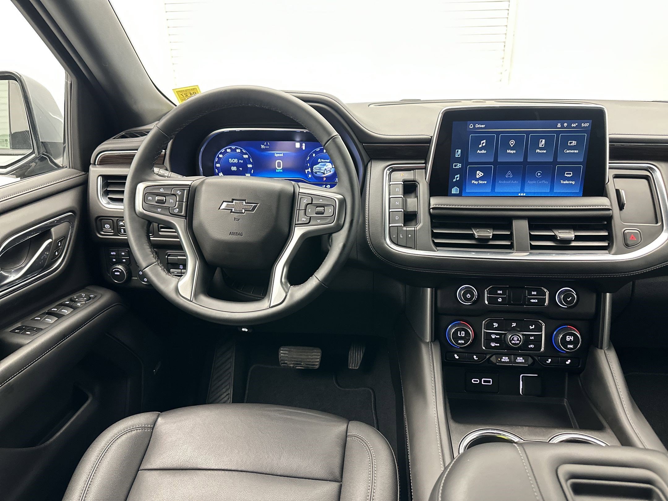 Certified 2023 Chevrolet Tahoe Z71 w/ Luxury Package AWD/4WD image 25