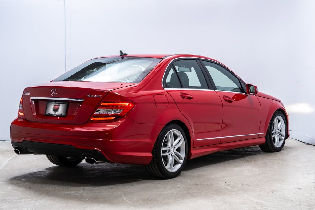 Used 2012 Mercedes-Benz C 300 4MATIC Sedan image 7