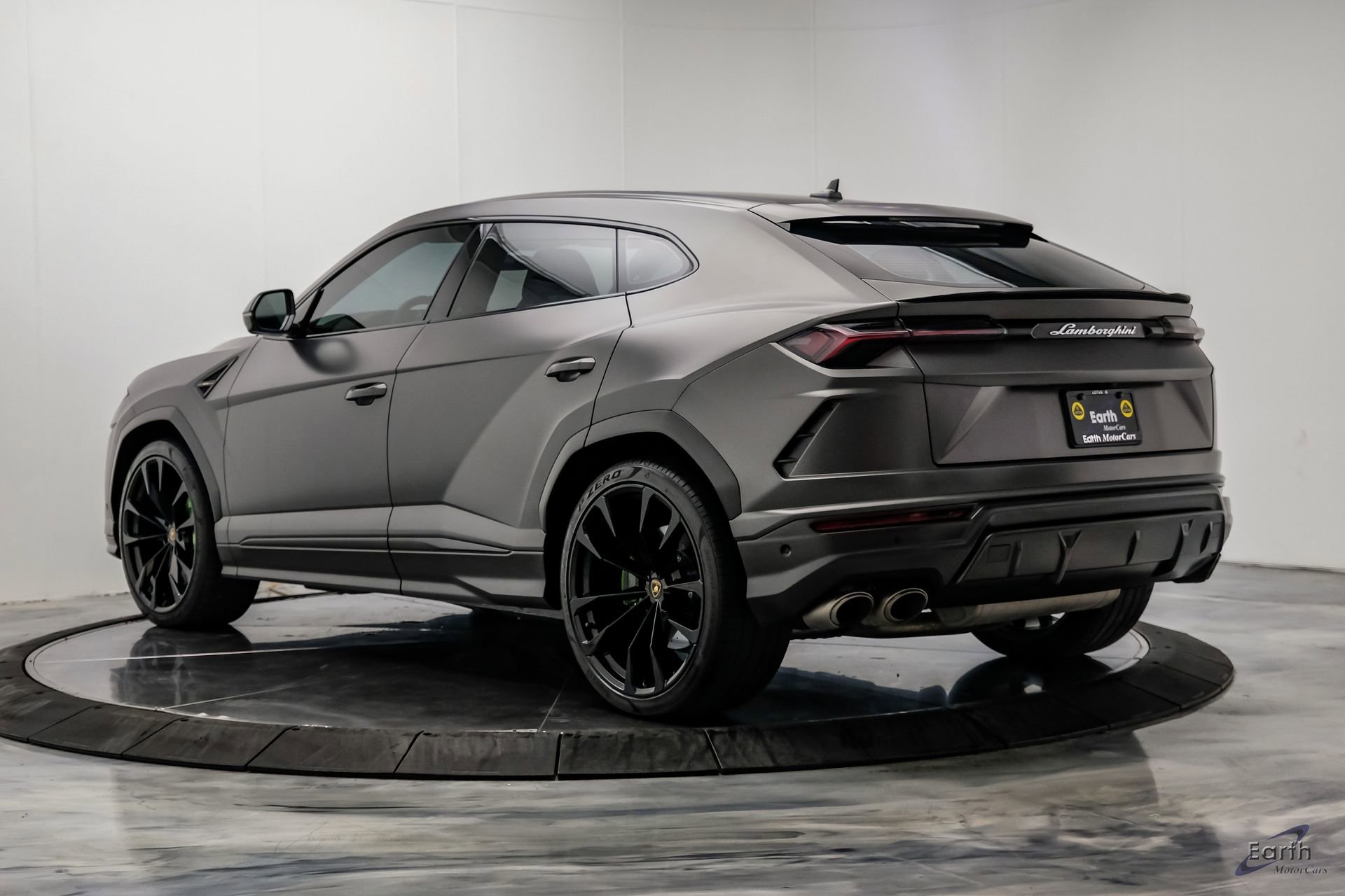 Used 2022 Lamborghini Urus image 12