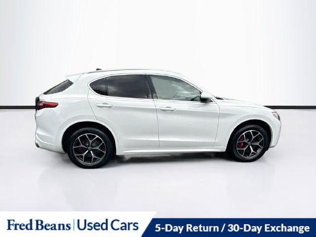 Used 2021 Alfa Romeo Stelvio Ti w/ Nero Edizione AWD/4WD image 11