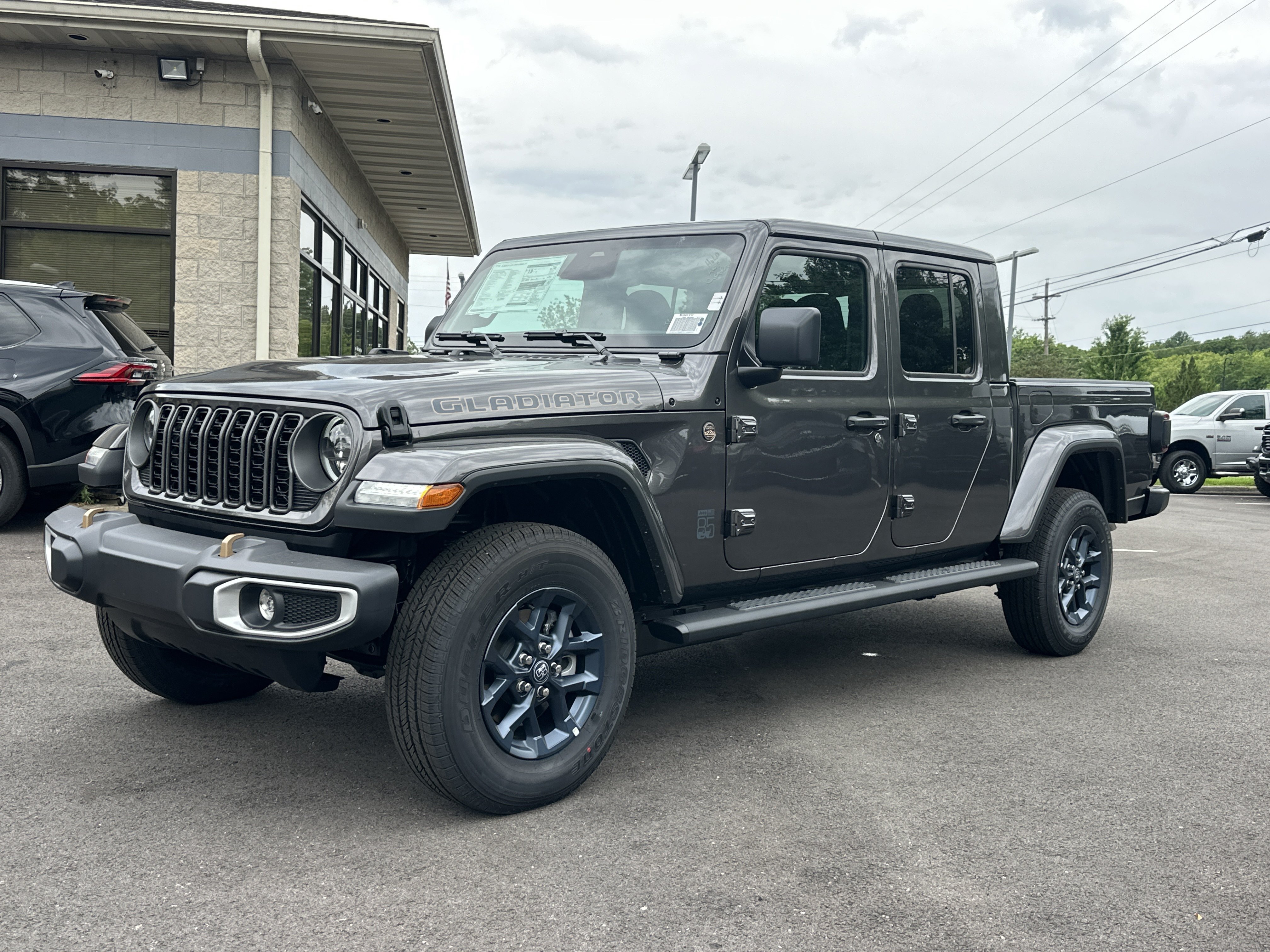 New 2026 Jeep Gladiator Sport AWD/4WD image 26