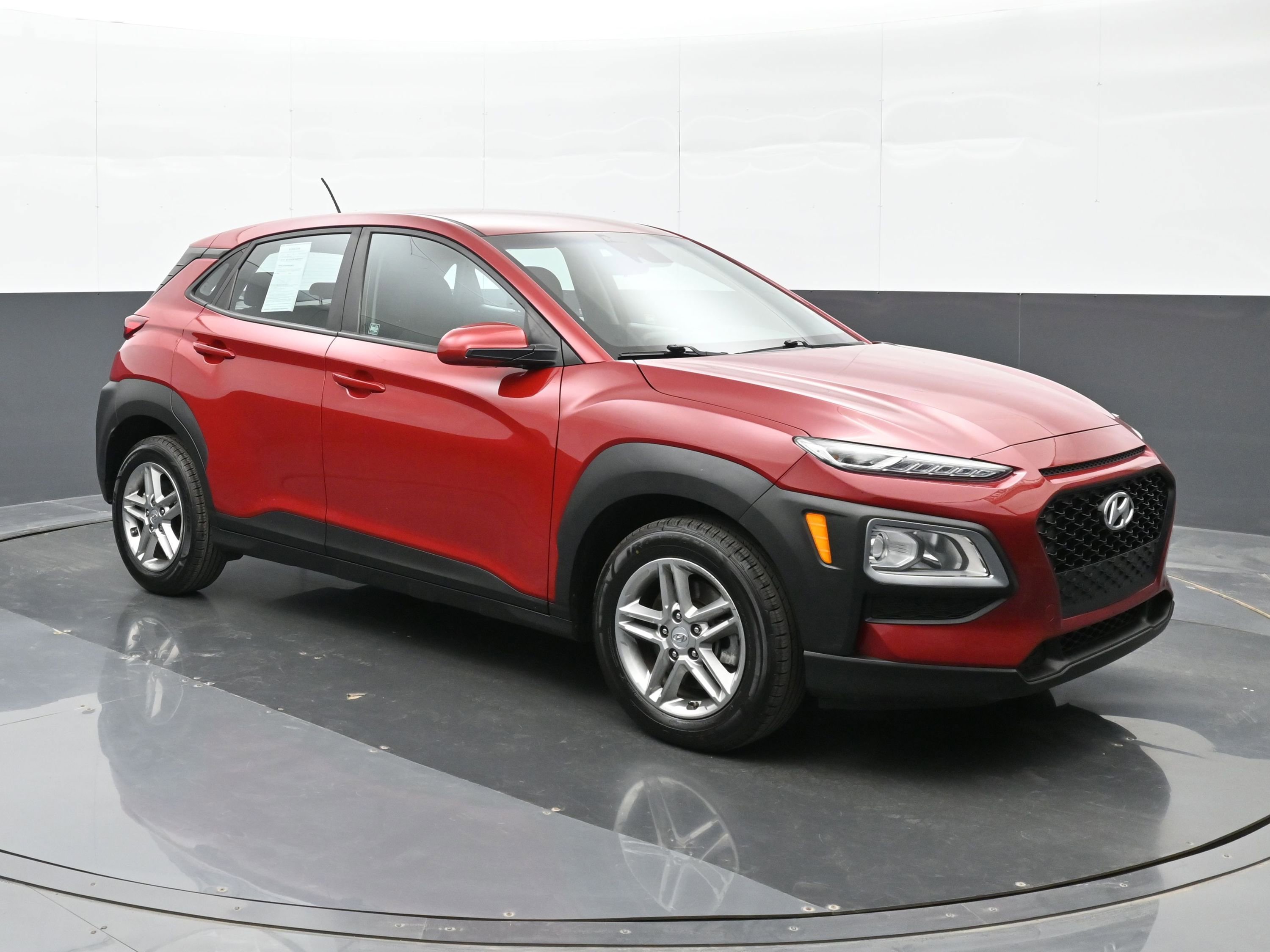 Used 2021 Hyundai Kona SE AWD/4WD image 6