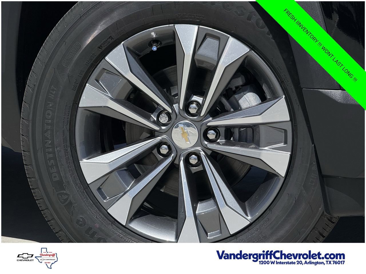 New 2026 Chevrolet Equinox LT w/ Safety and Technology Package FWD image 9