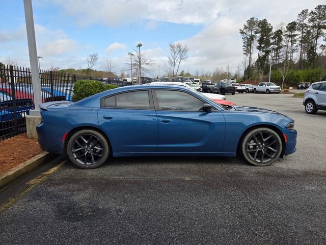 Used 2021 Dodge Charger SXT w/ Blacktop Package image 3