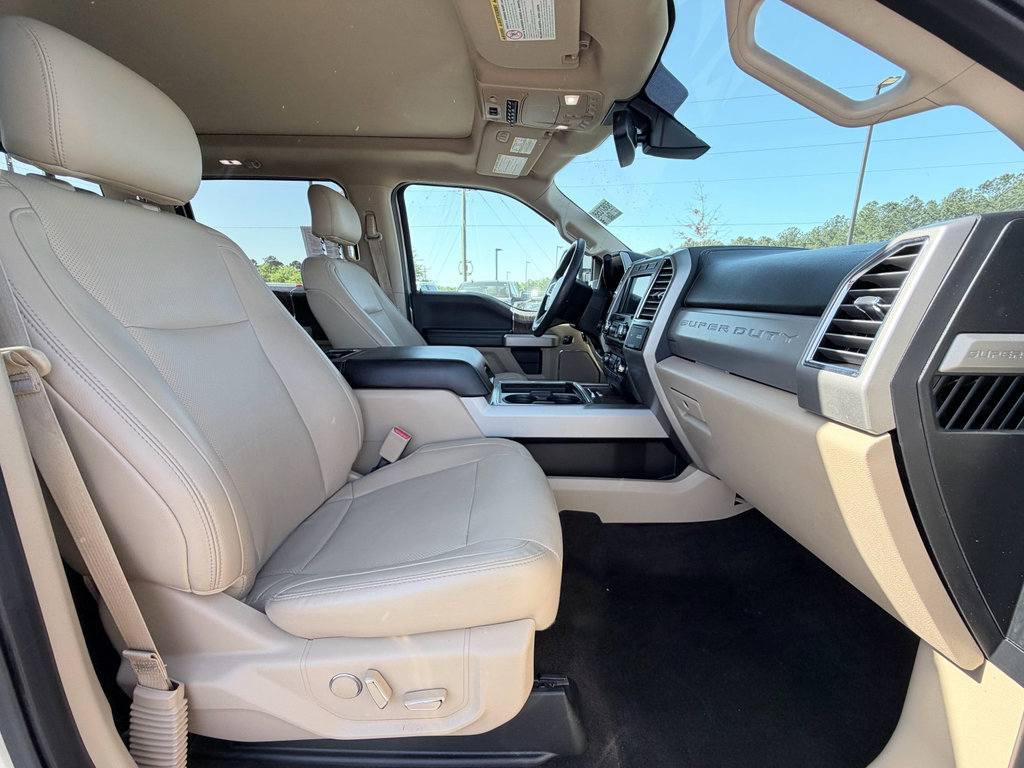 Used 2017 Ford F250 Lariat w/ Lariat Ultimate Package AWD/4WD image 26