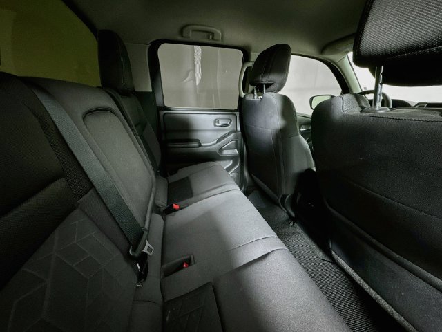 Used 2025 Nissan Frontier SV RWD image 24