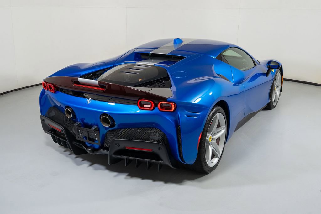 Used 2023 Ferrari SF90 Stradale AWD/4WD image 2