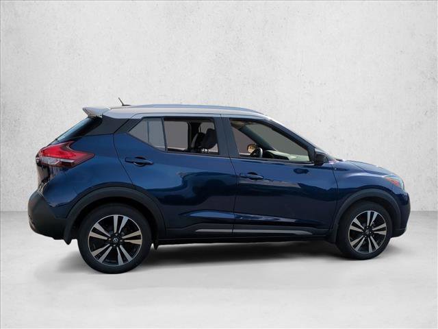 Used 2019 Nissan Kicks SR w/ SR Premium Package image 4