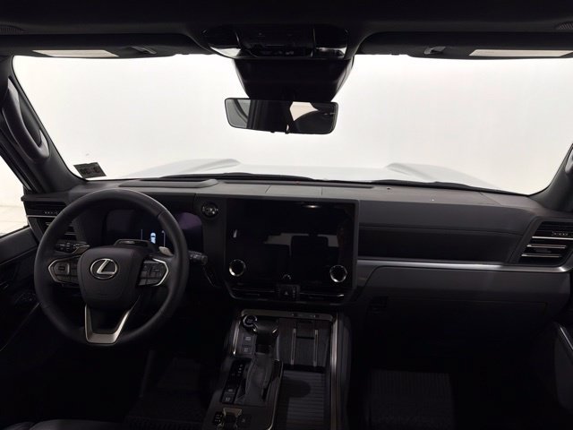 Used 2025 Lexus GX 550 w/ Accessory Package (2T) AWD/4WD image 31