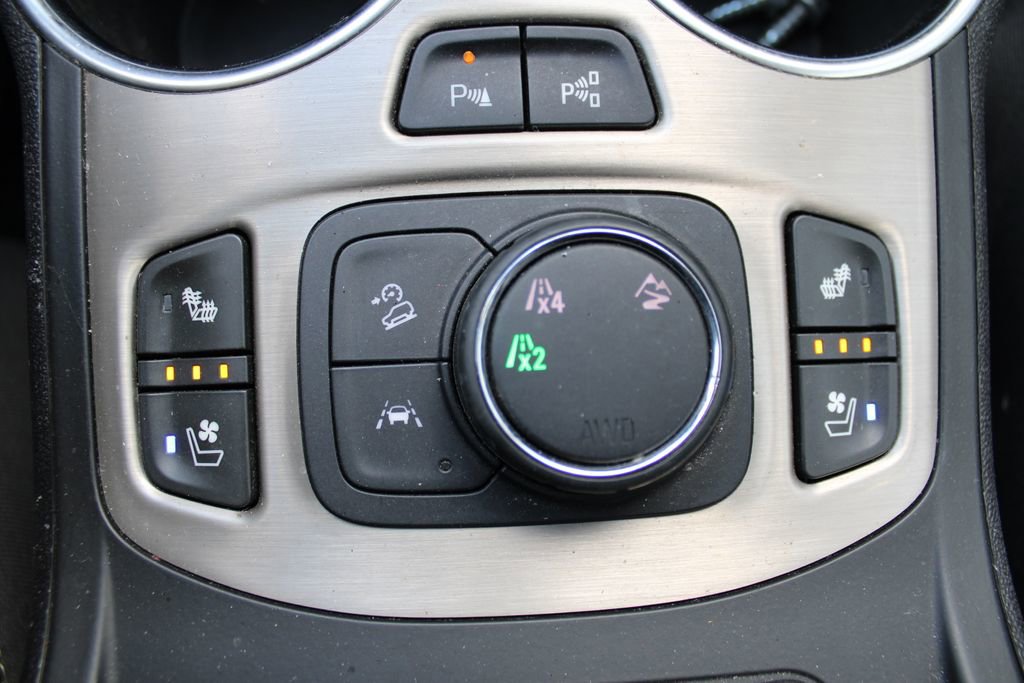 Used 2018 GMC Terrain Denali w/ GMC Pro Grade Package AWD/4WD image 27