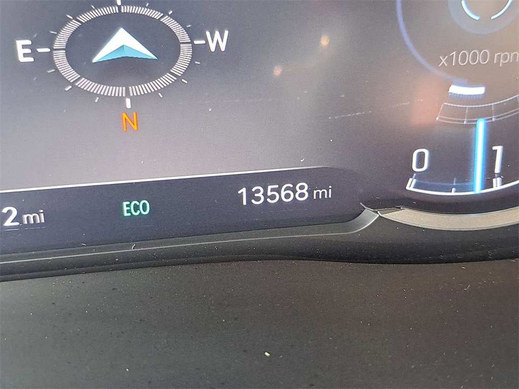 Used 2025 Genesis GV70 2.5T image 14