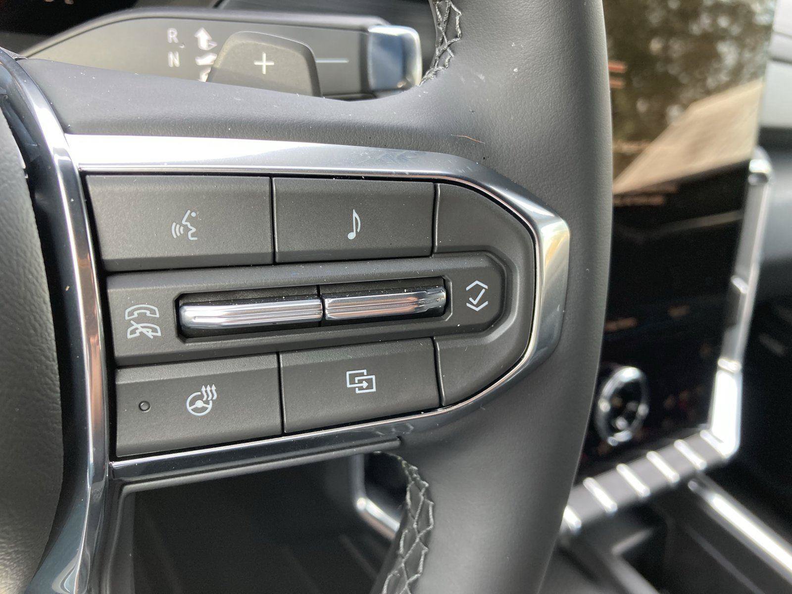 New 2026 GMC Acadia Elevation w/ Elevation Premium Package FWD image 21