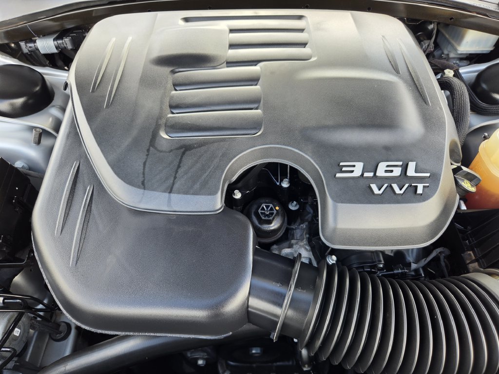 Used 2022 Dodge Charger SXT RWD image 24