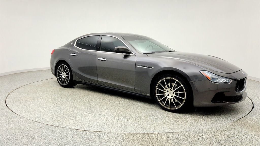 Used 2017 Maserati Ghibli RWD image 3