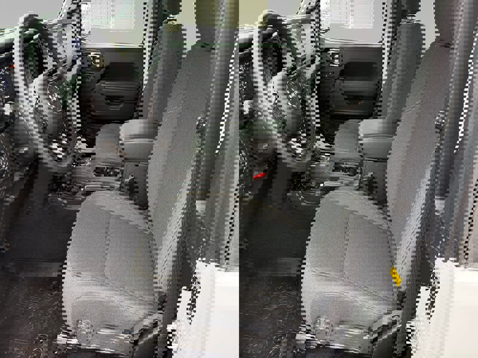 Used 2025 Jeep Wrangler Sport image 15