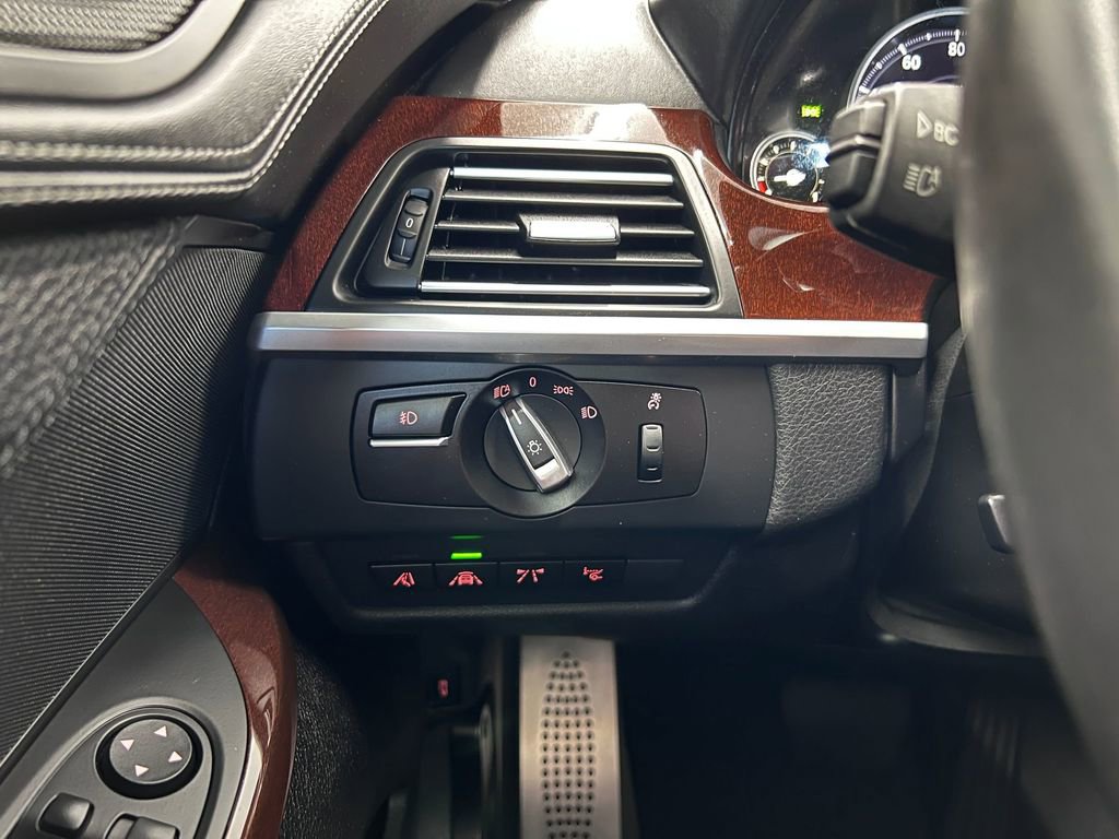 Used 2016 BMW 640i xDrive Coupe AWD/4WD image 26