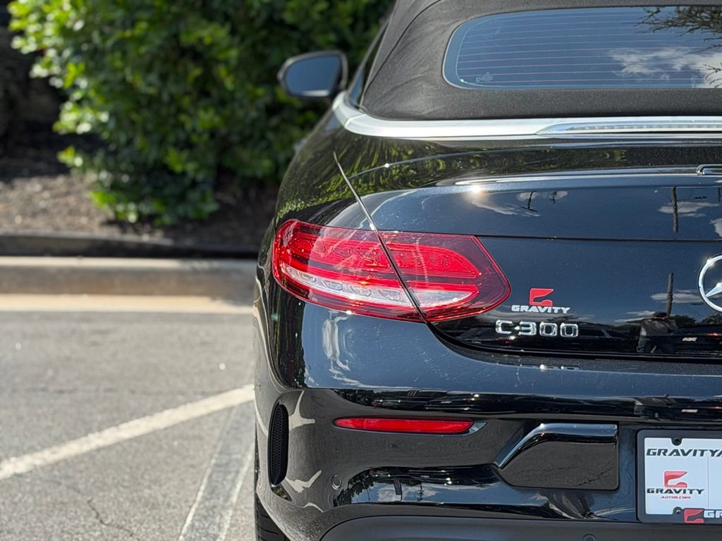 Used 2021 Mercedes-Benz C 300 Cabriolet w/ AMG Line image 15