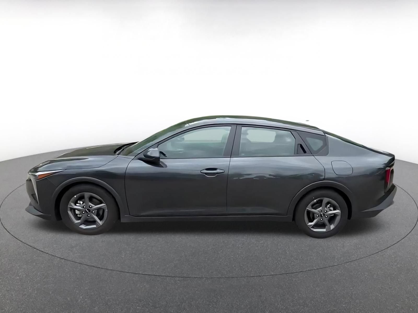 Used 2025 Kia K4 FWD image 9