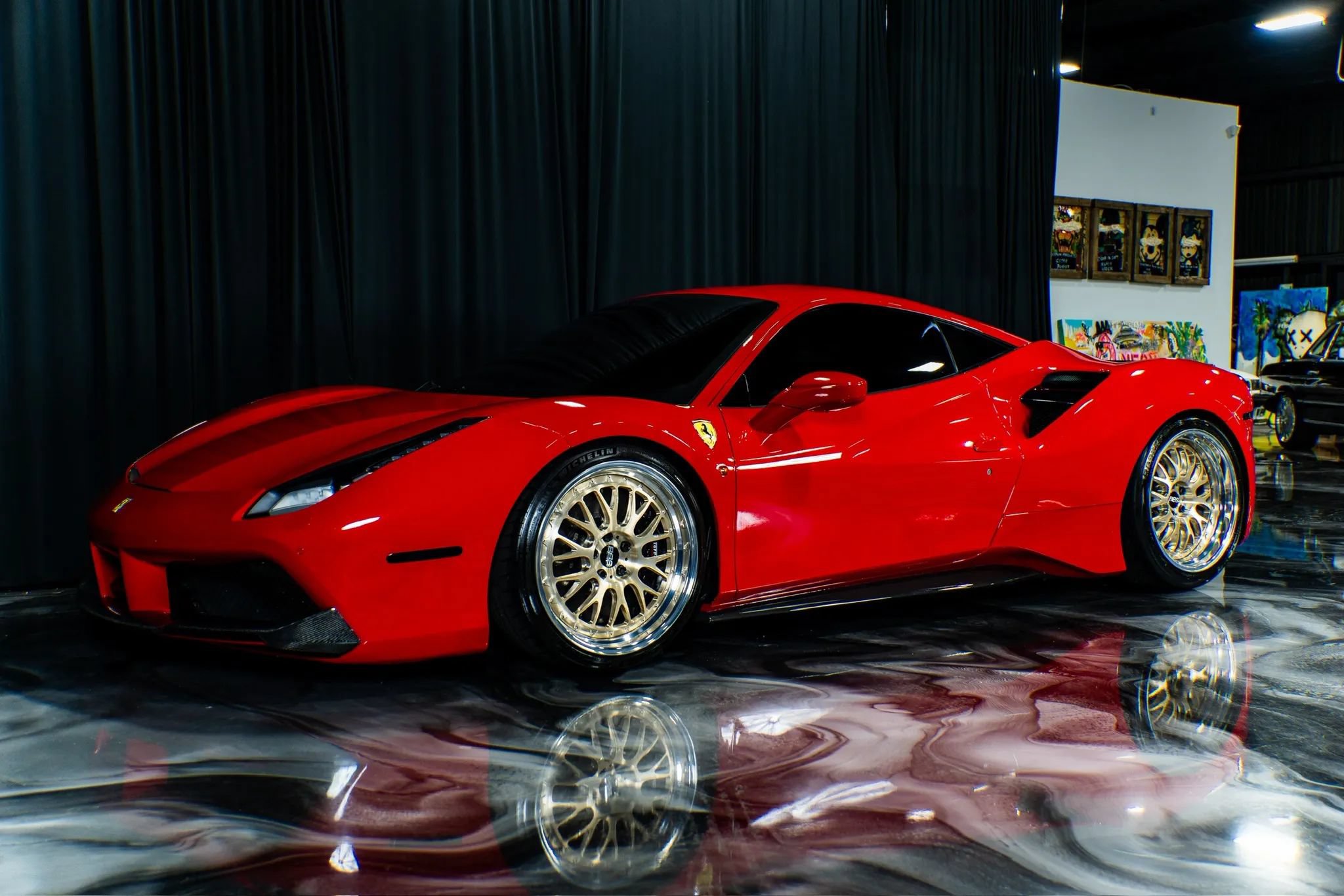 Used 2016 Ferrari 488 GTB RWD image 3